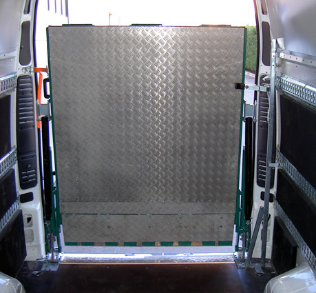 Rampa pieghevole servoassistita portata fino a 1800kg per furgoni Volkswagen Crafter - serie ME