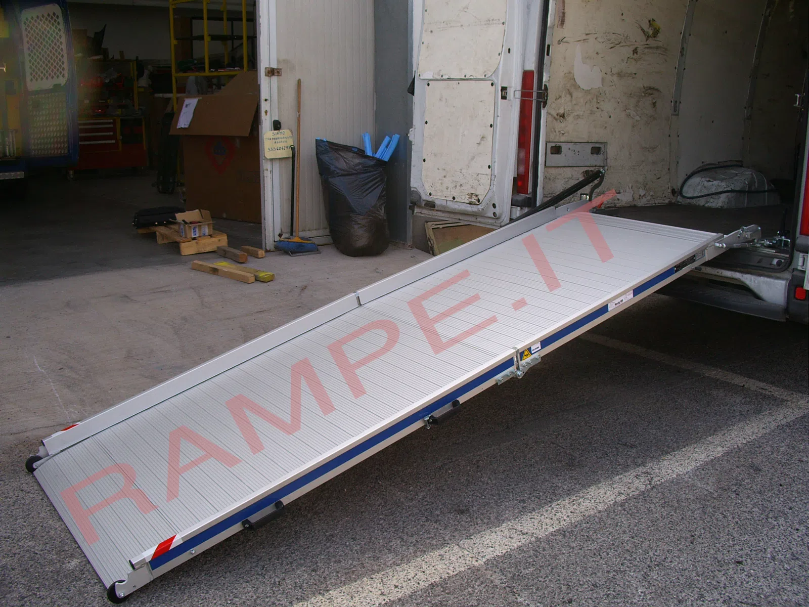 Rampa Ford Transit - Serie Light 400 kg