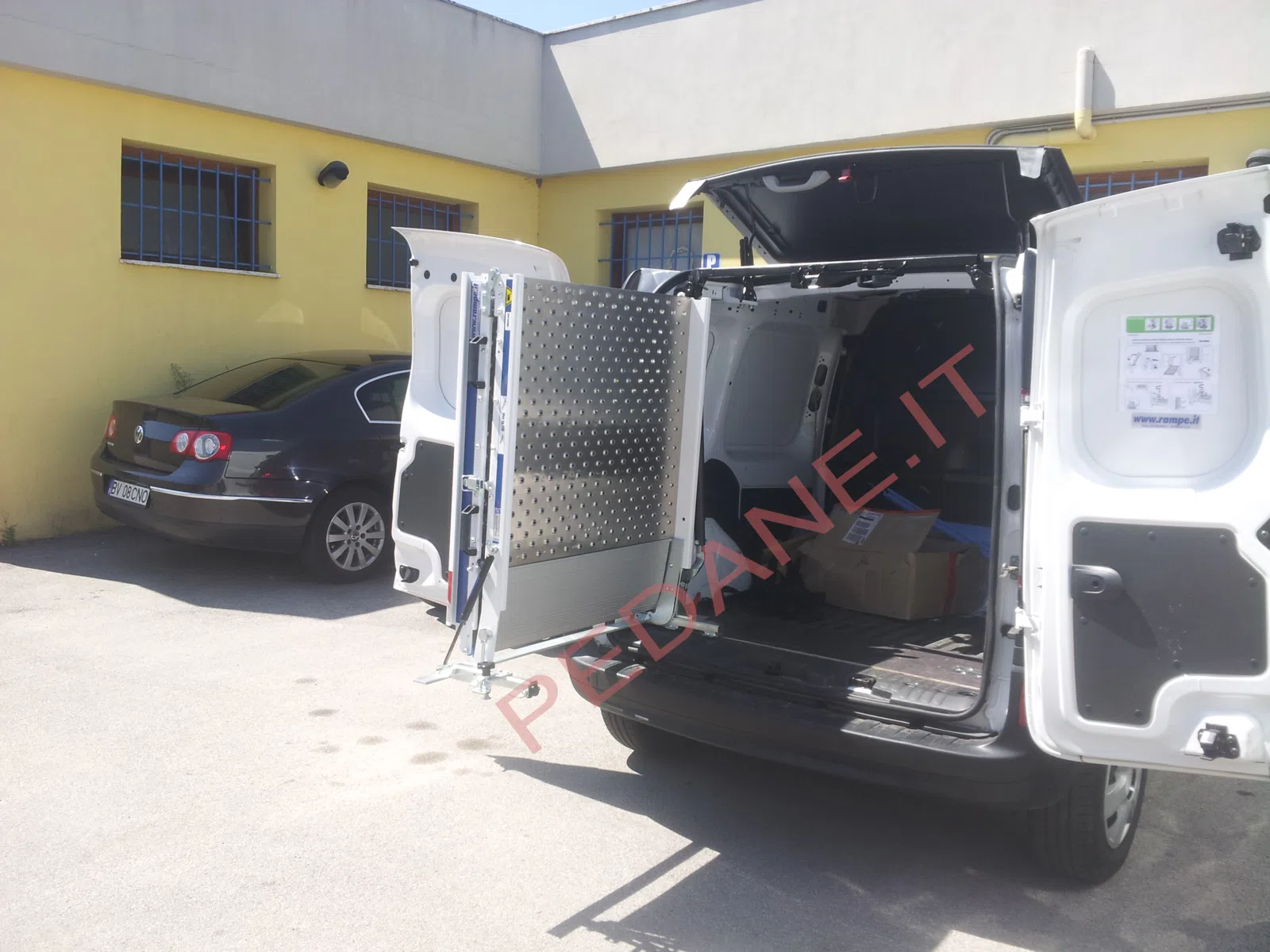 Rampa Peugeot Partner - Serie Superlight 250 kg